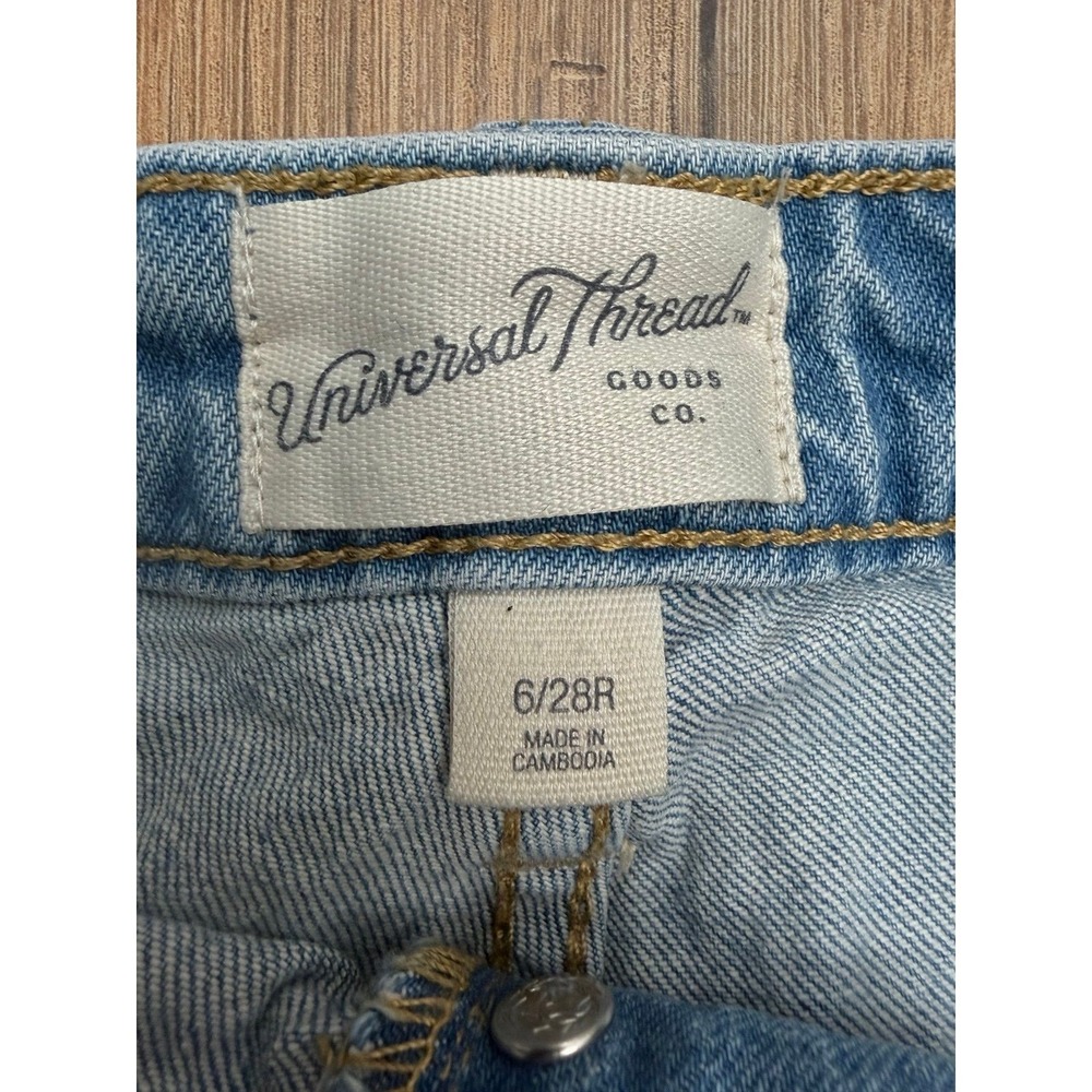 Universal Thread Vintage Midi Denim Shorts‎ Button Fly Distressed 6 - Picture 4 of 8